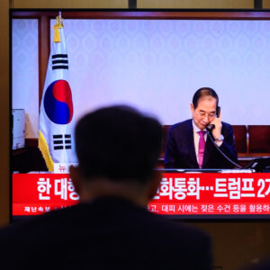 Reeling From Trump’s Tariffs, South Korea Tries Striking a Delicate Balance